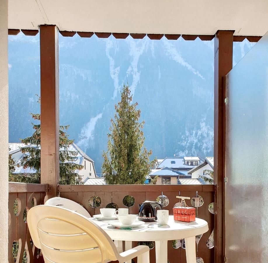 La Riviere Vue Mont Blanc Apartamento *