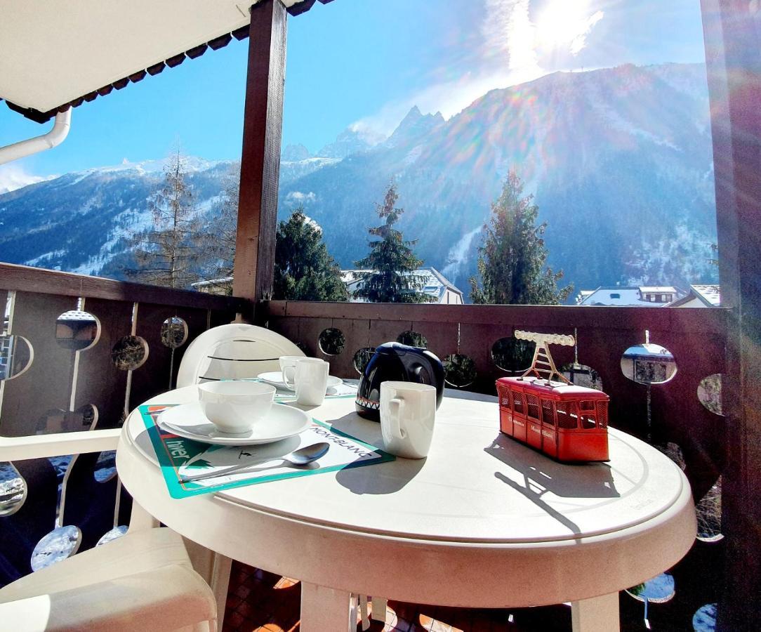 La Riviere Vue Mont Blanc Chamonix Mont Blanc